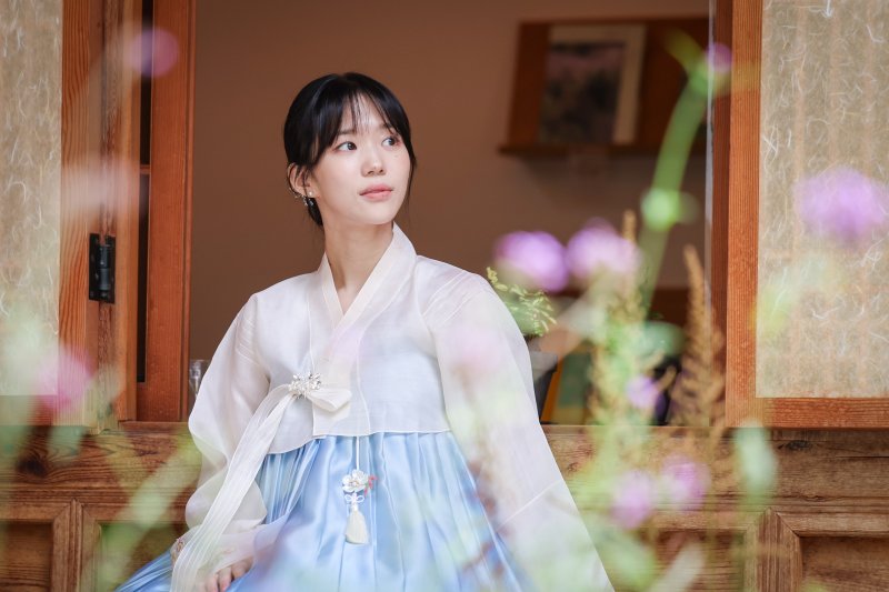 '애마' 이소이, 거친 욕설에 파격 변신…"긍정 평가에 뿌듯" [한복인터뷰]①