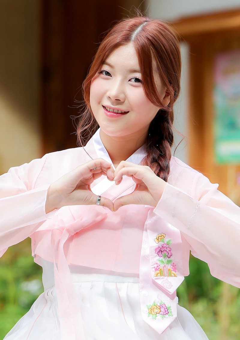 성민지 "'아침마당' 도전 꿈의 무대 5승, 가수 인생 터닝포인트" [한복인터뷰]②