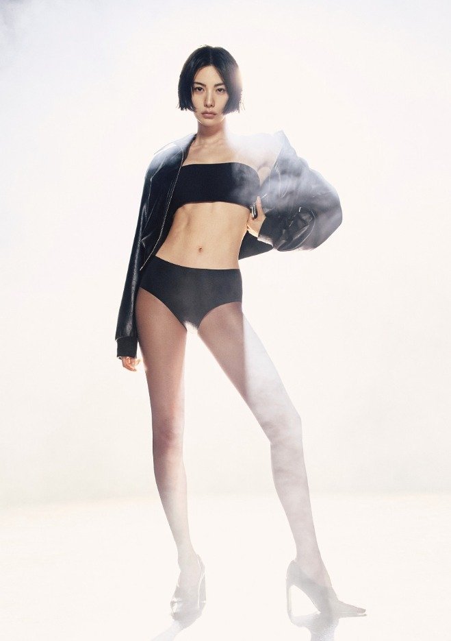 문신 제거한 나나, 언더웨어 화보 속 늘씬 몸매 [N샷]