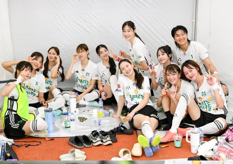 허경희·마시마 한 팀? '골때녀' 구척장신x원더우먼 '연합' 결성