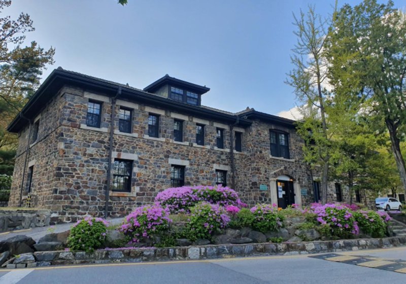 연세대에 있는 윤동주기념관 조성관 대표 제공