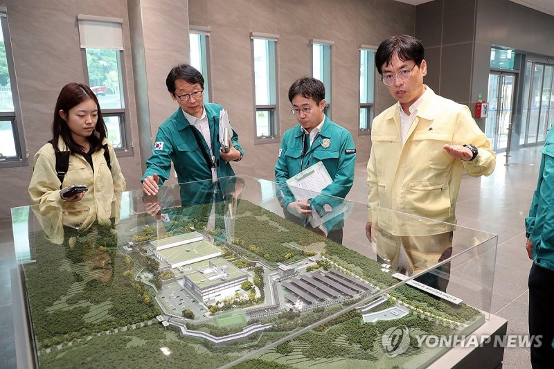 김민재 행안부 차관, 국가정보자원관리원 대구센터 방문 (출처=연합뉴스)