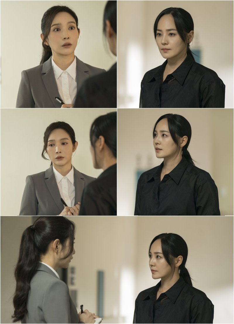  유진·이민영, 15년 전 병원 복도 밀담 투샷…제작진 진실의 복선