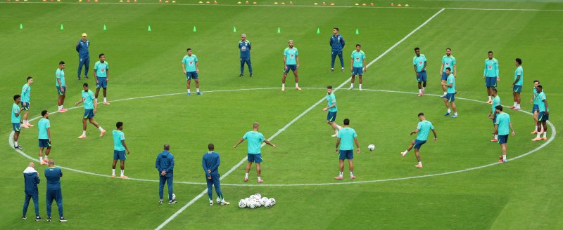 [서울=뉴시스] 권창회 기자 = 한국과 친성경기를 앞둔 브라질 축구국가대표팀 선수들이 9일 오후 서울 마포구 상암월드컵경기장에서 훈련을 하고 있다. 2025.10.09. kch0523@newsis.com