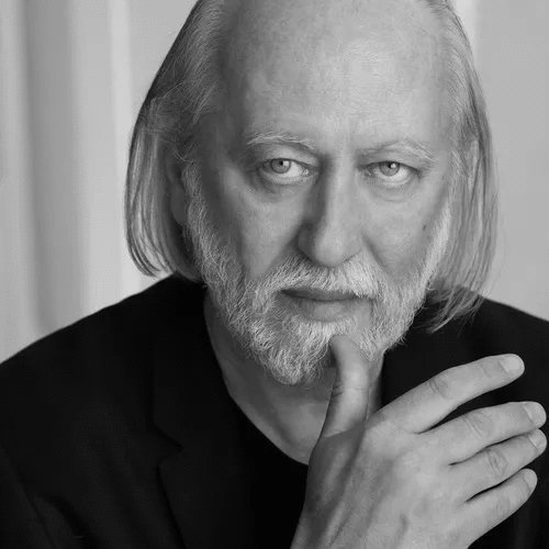 헝가리 소설가 크러스너호르커이 라슬로. 교보문고 제공