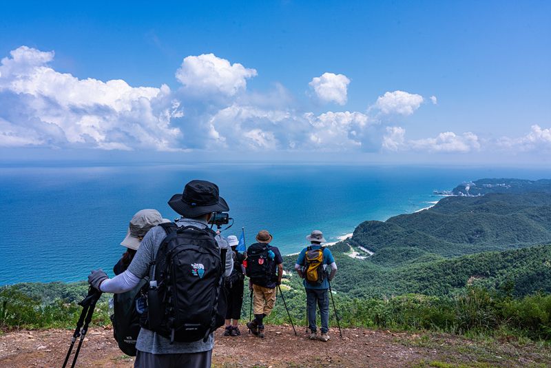 강릉바우길 8구간. 강릉시 제공