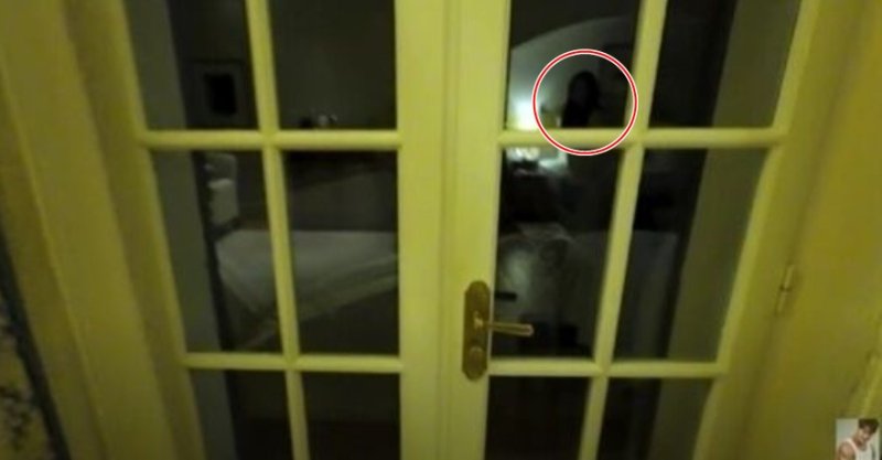 [서울=뉴시스] 김종국 아내 실루엣. (사진 = 유튜브 캡처) 2025.10.10. photo@newsis.com *재판매 및 DB 금지