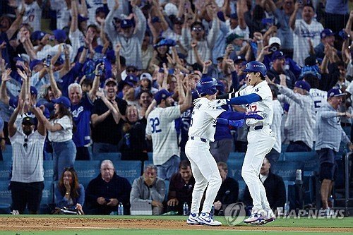 천하의 오타니가 18타수 1안타라니... 김혜성의 끝내기 득점으로 다저스 NLCS 진출