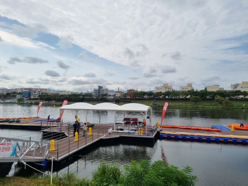 도심 속 수상레저 명소로 변신하는 대구 금호강 수상레저시설 전경. 대구시 제공