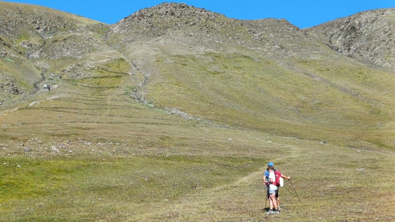 차우키 패스로 올라가는 트레킹 코스.