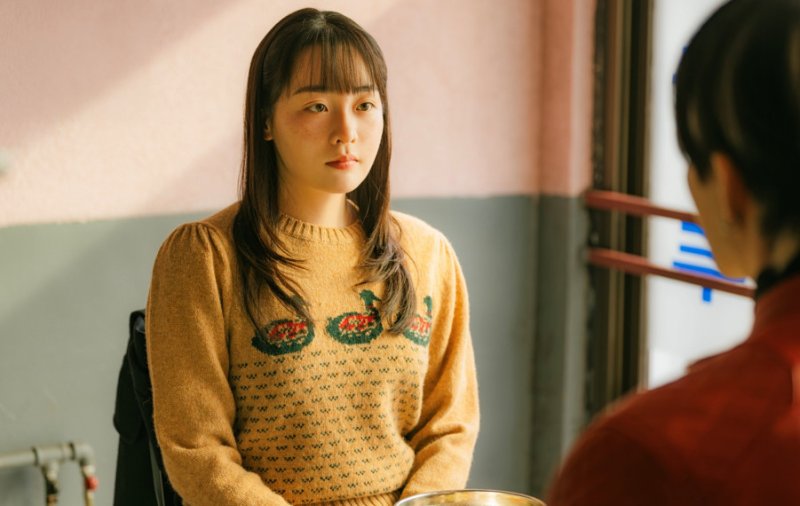 이준호 '태풍상사' 출근…에이스 경리 김민하와 IMF 생존기 시작