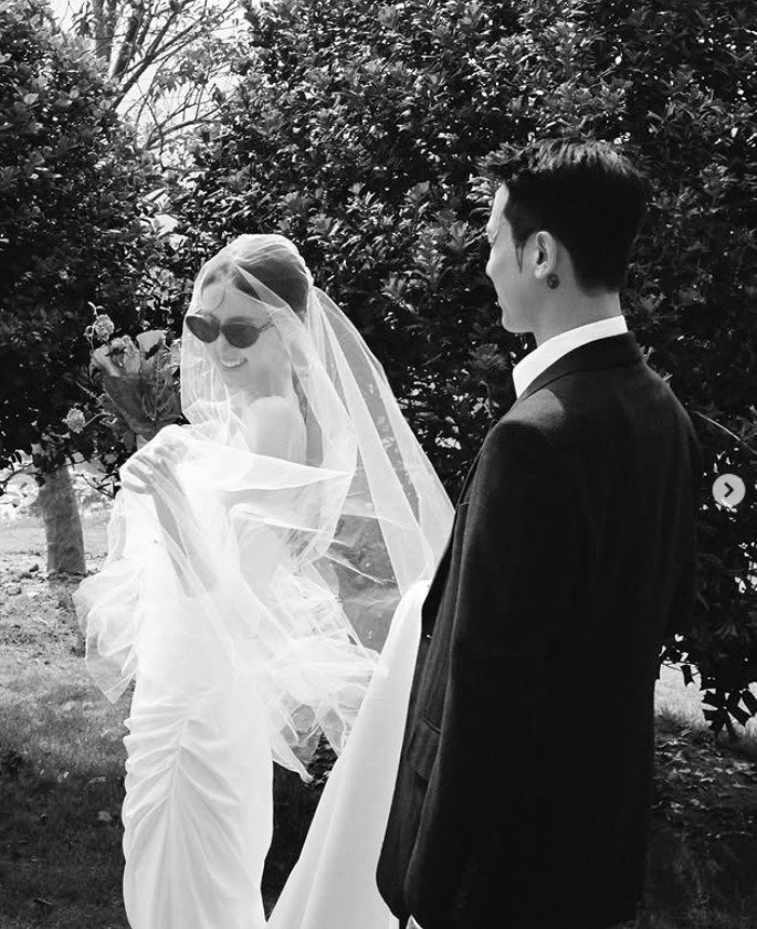 '쿠시와 결혼' 비비엔 "사랑 이루기까지 모든 순간 운명…아껴주며 살것"