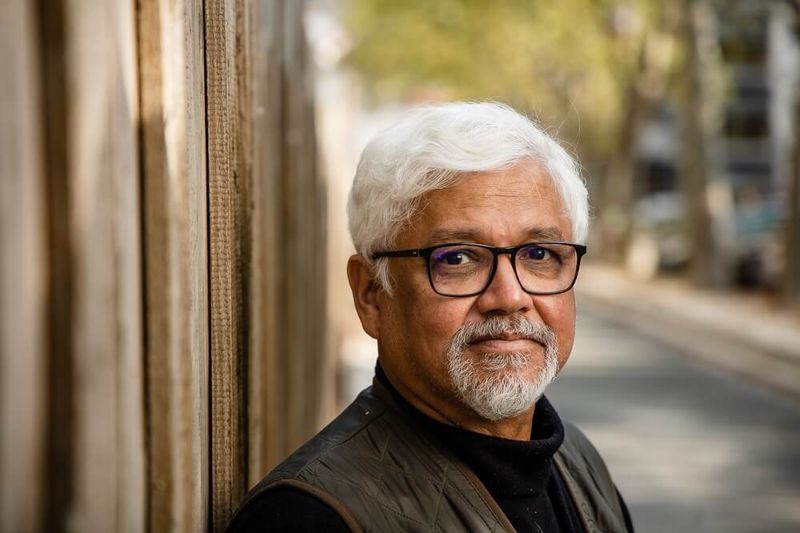 교보생명의 공익재단인 대산문화재단과 교보문고는 오는 28일 서울 종로구 교보생명빌딩 대산홀에서 '2025 세계작가와의 대화'의 두 번째 주인공인 인도 출신 작가 아미타브 고시를 초청해 박혜진 평론가와 대담을 진행한다. 교보생명 제공