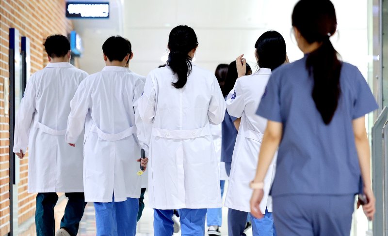 어떤 의사 글에 반응이?!... 2000명 증원하지 그랬냐