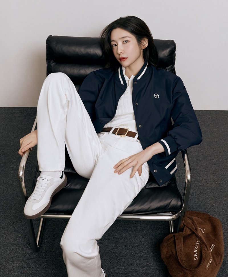 박지현 매혹적인 분위기…완벽 비율에 감탄