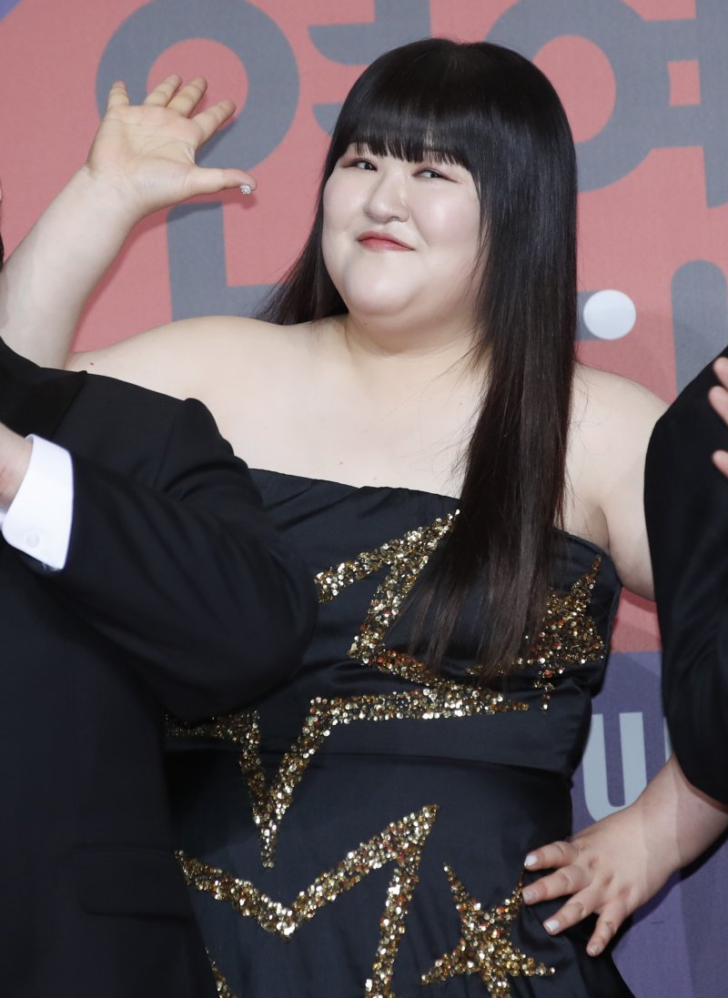 [단독] 이국주, '개콘'도 호로록…'코빅' 후 2년만에 공개코미디 복귀