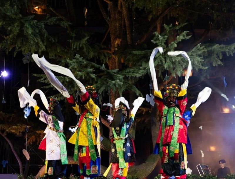 지난해 무형유산축전 기획공연 '당산파티' 모습. 국가유산청 제공