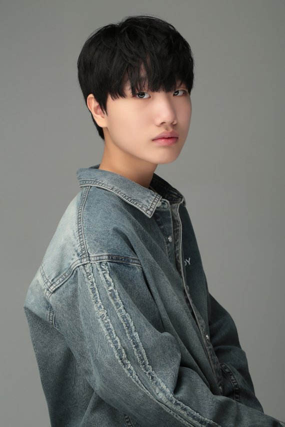 [배우 & 루키 인터뷰] 김지한 "롤모델 박보영, 감정을 진심으로 전달하고파"