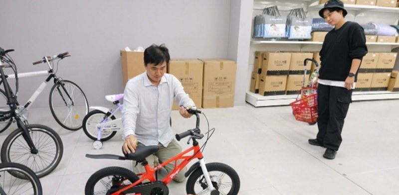 '쓰저씨' 김석훈 '소비 요정' 됐다…리퍼브샵서 폭풍 쇼핑