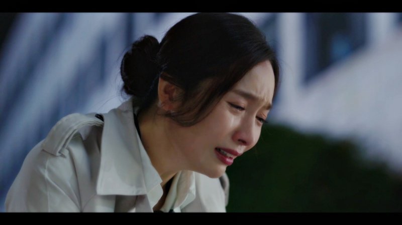 '퍼스트레이디' 이민영, 대통령 보좌관의 오열…절박 열연