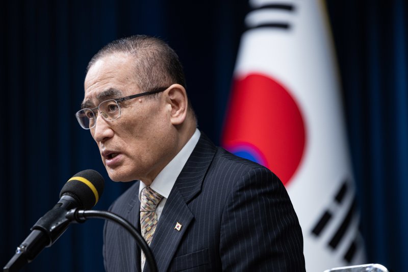 위성락 국가안보실장이 17일 서울 용산 대통령실 청사에서 캄보디아 이슈의 구체적 대응현황 관련 브리핑을 하고 있다. 2025.10.17/뉴스1 ⓒ News1 이재명 기자