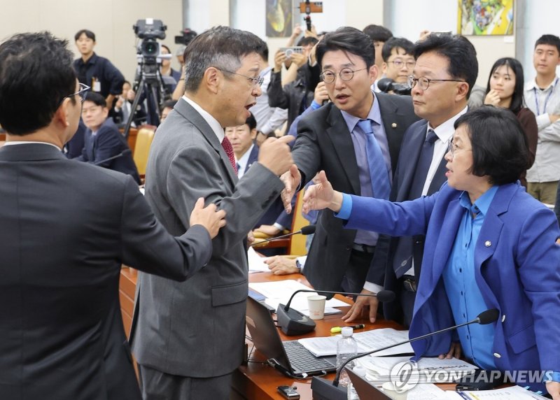 과방위 국감, 설전 벌이는 여야 의원들 (출처=연합뉴스)