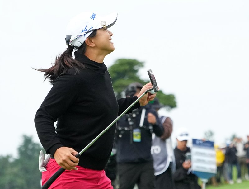 5년 만에 LPGA 정상 오른 김세영. 미국여자프로골프(LPGA) 투어 BMW 레이디스 챔피언십에서 우승했다. 뉴시스