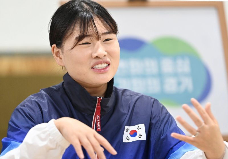 [화성=뉴시스] 김종택 기자 = 2024 파리 올림픽 안전 바카라사이트 은메달리스트 금지현(경기도청)이 지난해 8월16일 경기도 화성시 양감면 경기도안전 바카라사이트테마파크에서 뉴시스와 인터뷰를 하고 있다. 2024.08.16. jtk@newsis.com