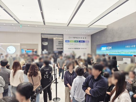 <오룡2지구 지엔하임 주택전시관 내부>