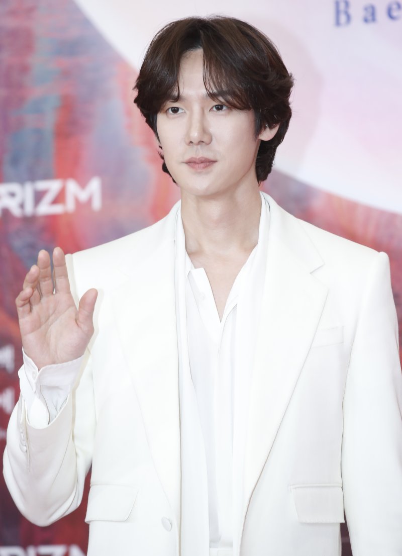 이동욱 이어 유연석도…사생활 침해, 법적 조치 예정