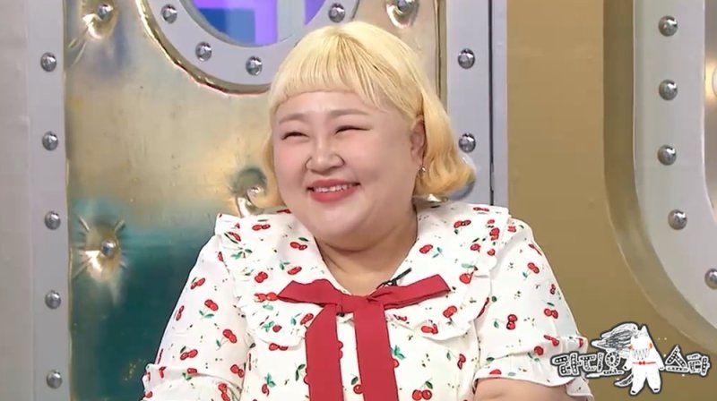 27㎏ 감량 홍윤화, 어묵바 사장 근황…"썸 명소됐다"