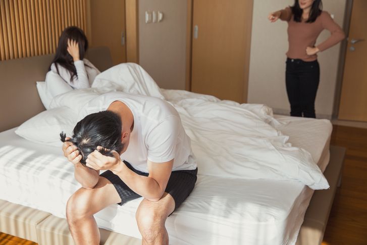 아침부터 들리는 엄마와 내연남 소리에... 두 딸의 호소