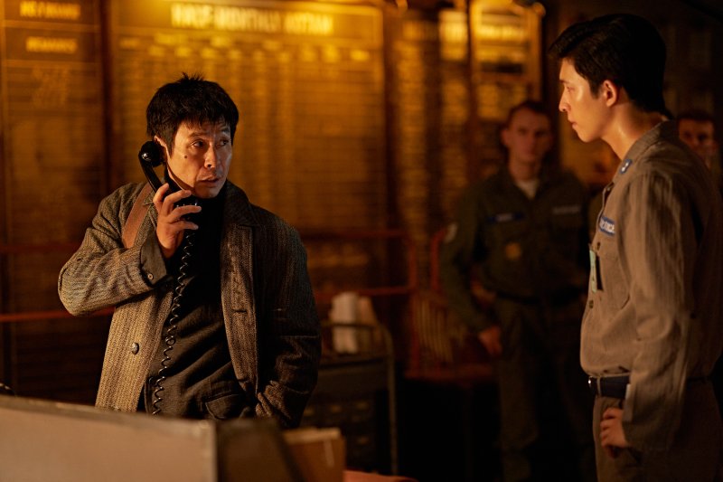 설경구·홍경 블랙코미디 '굿뉴스' 2주 연속 글로벌 톱10. 넷플릭스 제공