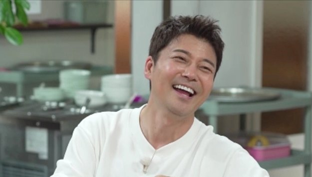 전현무, 사랑찾은 '새신랑' 곽튜브에 "난 하트가 없다" 씁쓸