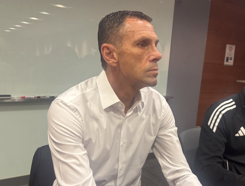 [서울=뉴시스] 김진엽 기자= 프로축구 K리그1 전북현대 거스 포옛 감독이 22일 오전 서울 상암 누리꿈스퀘어에서 진행된 하나은행 K리그1 2025 파이널라운드 미디어데이 사전 기자회견에서 인터뷰에 답하고 있다. wlsduq123@newsis.com 2025.10.22