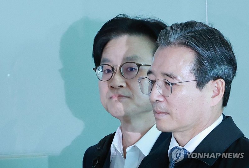 미국 향하는 김용범 정책실장-김정관 산업장관 (출처=연합뉴스)