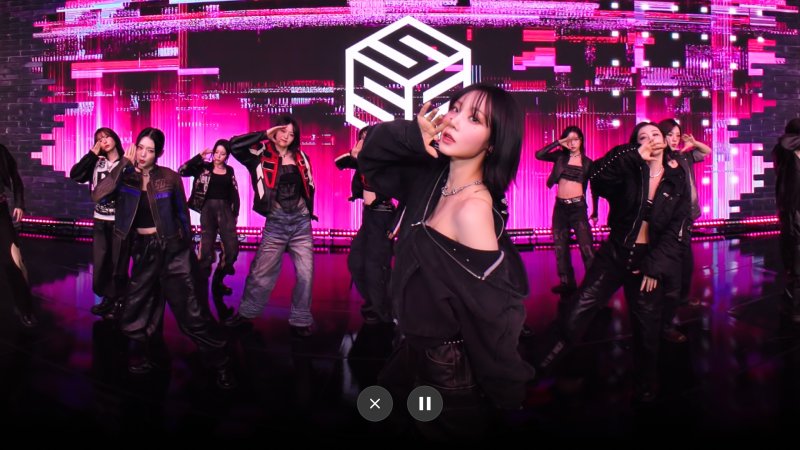 [서울=뉴시스] 구글 플레이에 출시한 네이버 '치지직 XR' 앱 사진 예시 (사진=구글 플레이 '치지직 XR' 캡처) *재판매 및 DB 금지