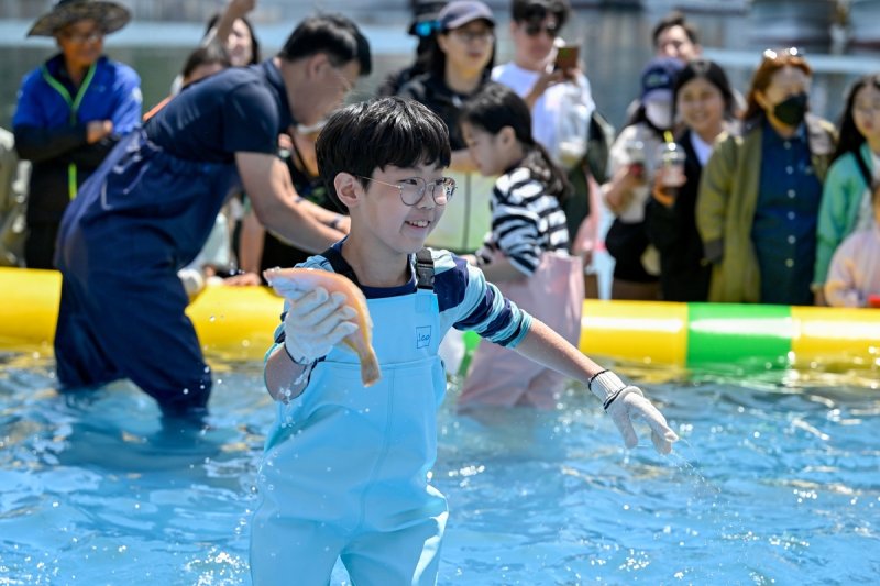 2023년 물가자미 축제 모습 (출처=연합뉴스)