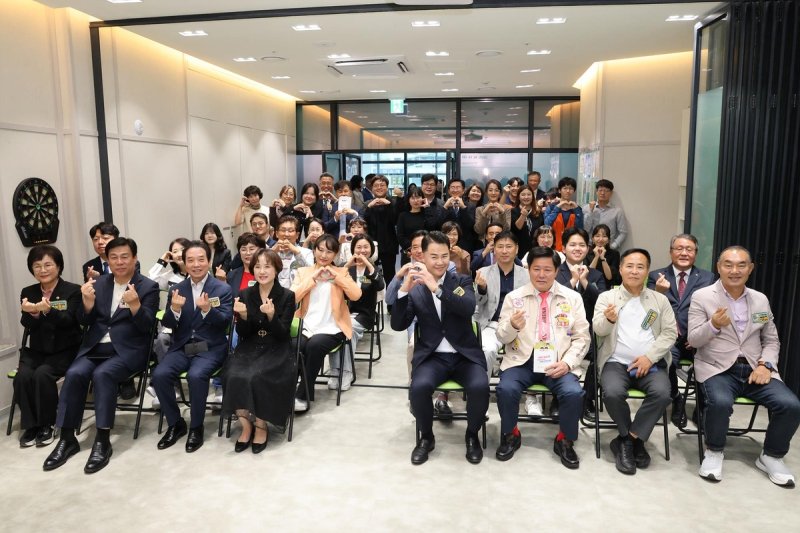 '도봉구청소년상담복지센터' 확장이전 개소식에 참석한 오언석 구청장 (출처=연합뉴스)