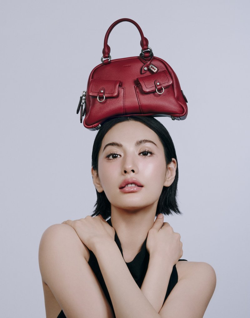 나나 맞아?…시크美 폭발