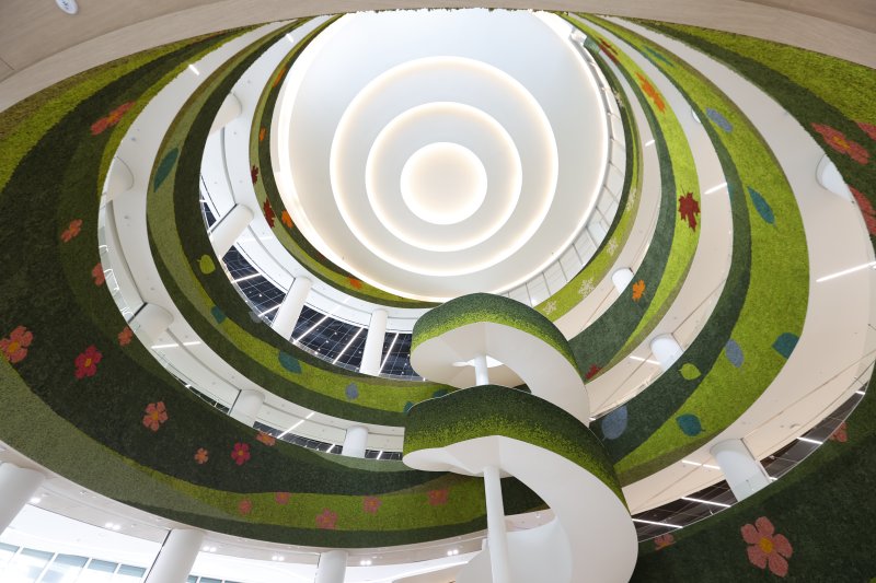 [수원=뉴시스] 경기도서관 '스칸디아모스' (사진=경기도 제공) 2025.10.22. photo@newsis.com *재판매 및 DB 금지