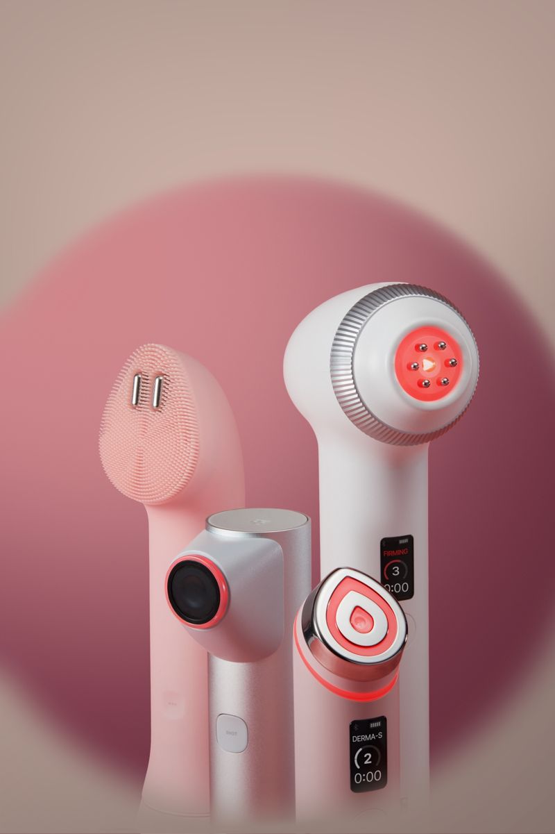 메디큐브 에이지알(AGE-R) 2세대 뷰티 디바이스. 에이피알 제공