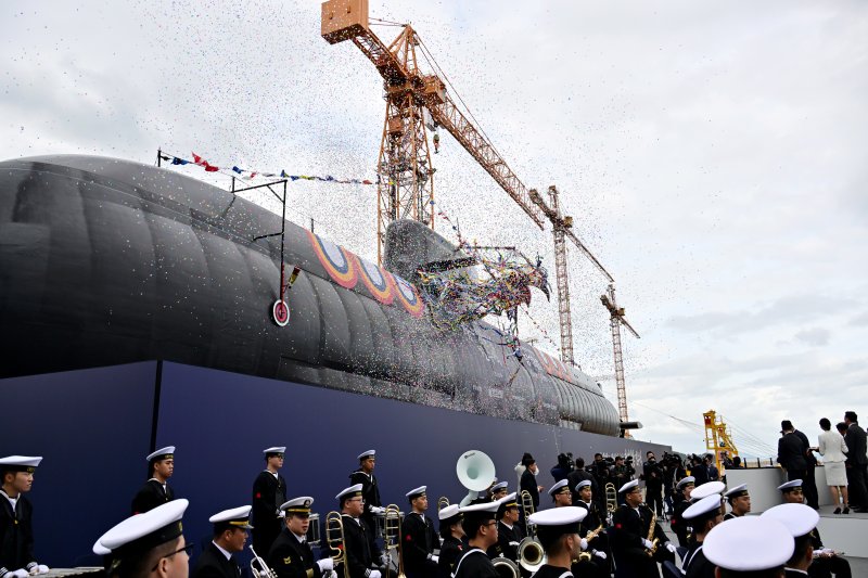경남 거제시 한화오션 사업장에서 지난 22일 장보고-Ⅲ Batch-Ⅱ 1번함인 ‘장영실함’(3600t급)의 진수식이 거행되고 있다. 뉴시스