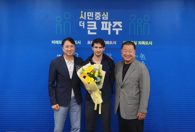 [서울=뉴시스] 프로축구 K리그2 파주시민축구단의 제라드 누스 감독. (사진=파주시민축구단 제공) *재판매 및 DB 금지