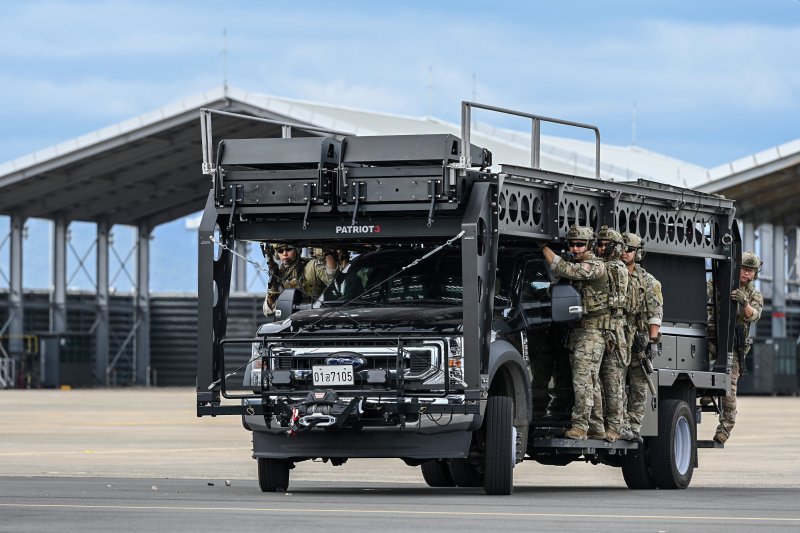 공군 제5공중기동비행단이 22일 김해공항에서 2025 APEC 정상회의 대테러 종합훈련을 실시하고 있다.(공군 제5공중비행단 제공. 재판매 및 DB 금지)