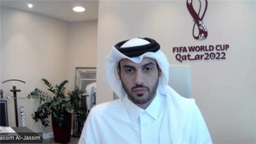 화상회의 하는 알자심 사무초장 (출처=연합뉴스)