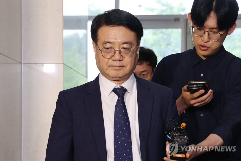 최주원 전 경북경찰청장 특검 출석 (출처=연합뉴스)