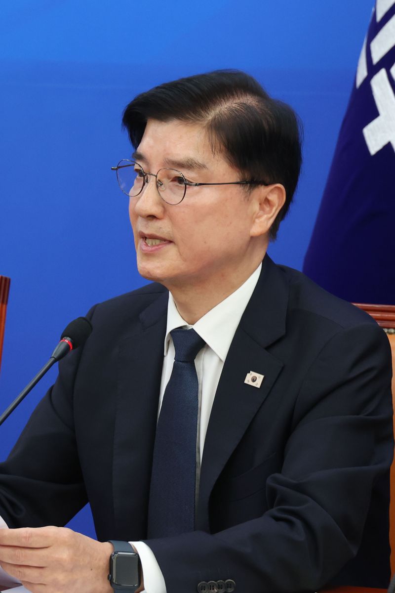 더불어민주당 이해식 의원이 23일 국회에서 열린 국정감사대책회의에서 발언하고 있다. 사진=서동일 기자