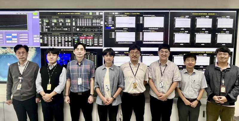 한국원자력연구원 사이클로트론응용연구실 연구진이 ‘지르코늄-89’를 중국에 수출했다. (한국원자력연구원 제공. 재판매 및 DB금지) 2025.10.23/뉴스1