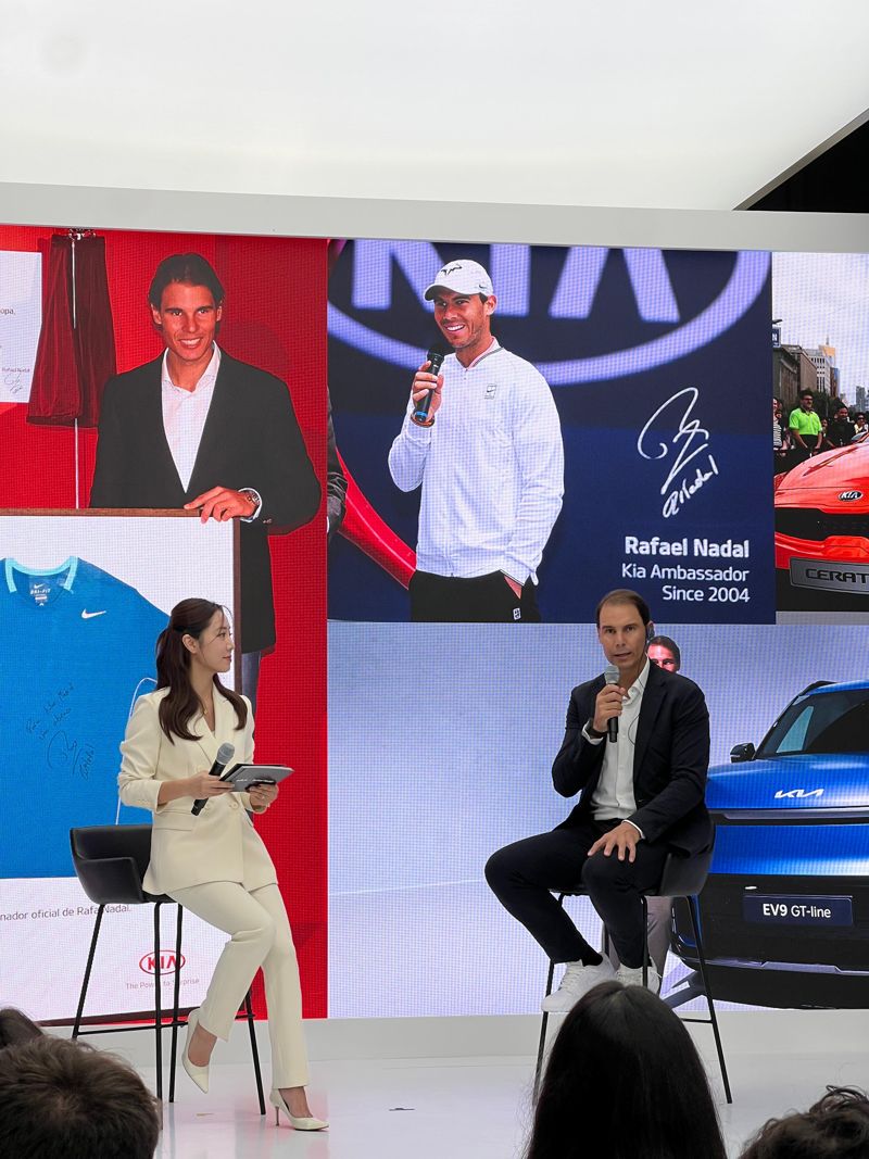 라파엘 나달이 23일 서울 성동구 기아 언플러그드 그라운드에서 열린 파트너십 연장 조인식에 참석해서 기자회견을 진행하고 있다. 사진=박경호 기자